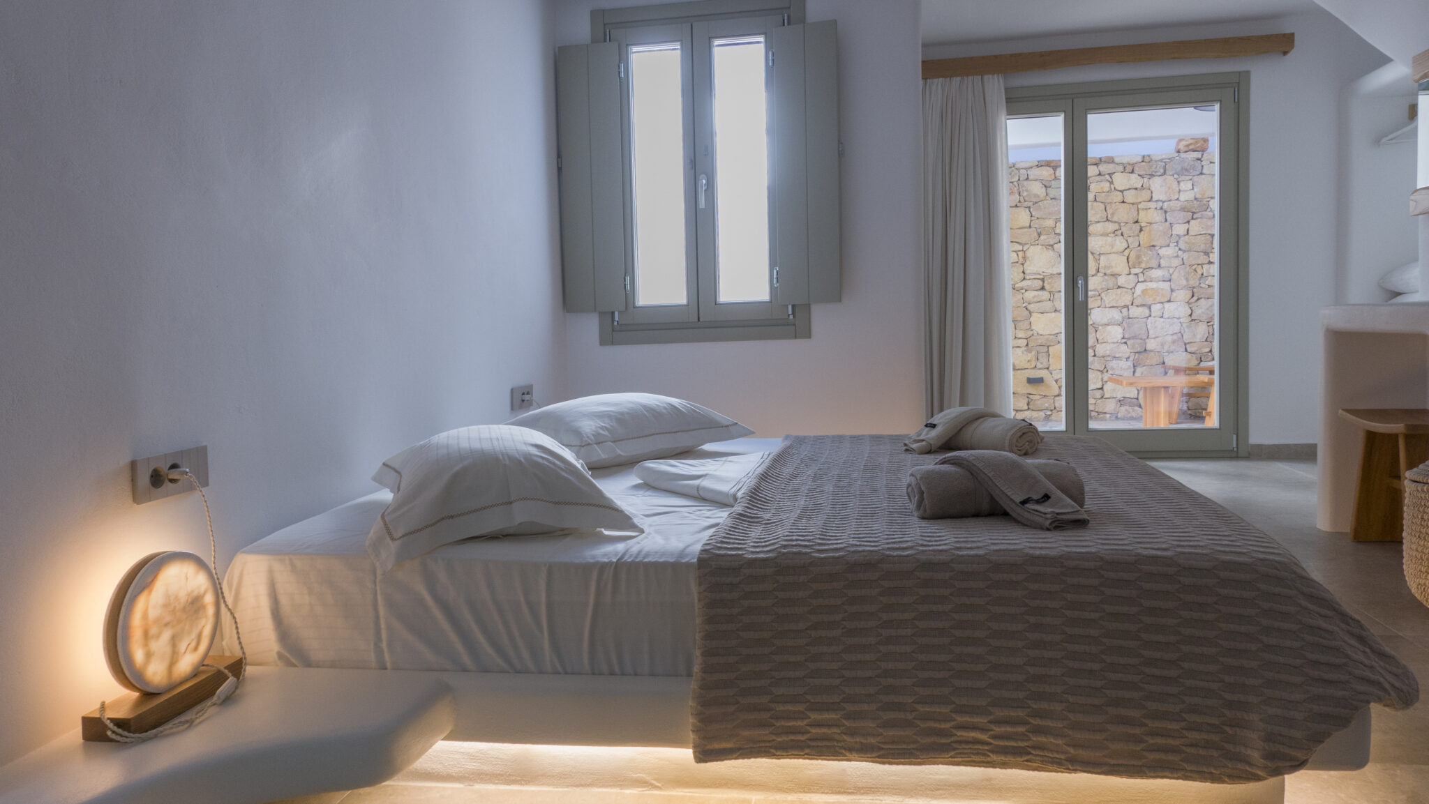 Second king-size bedroom