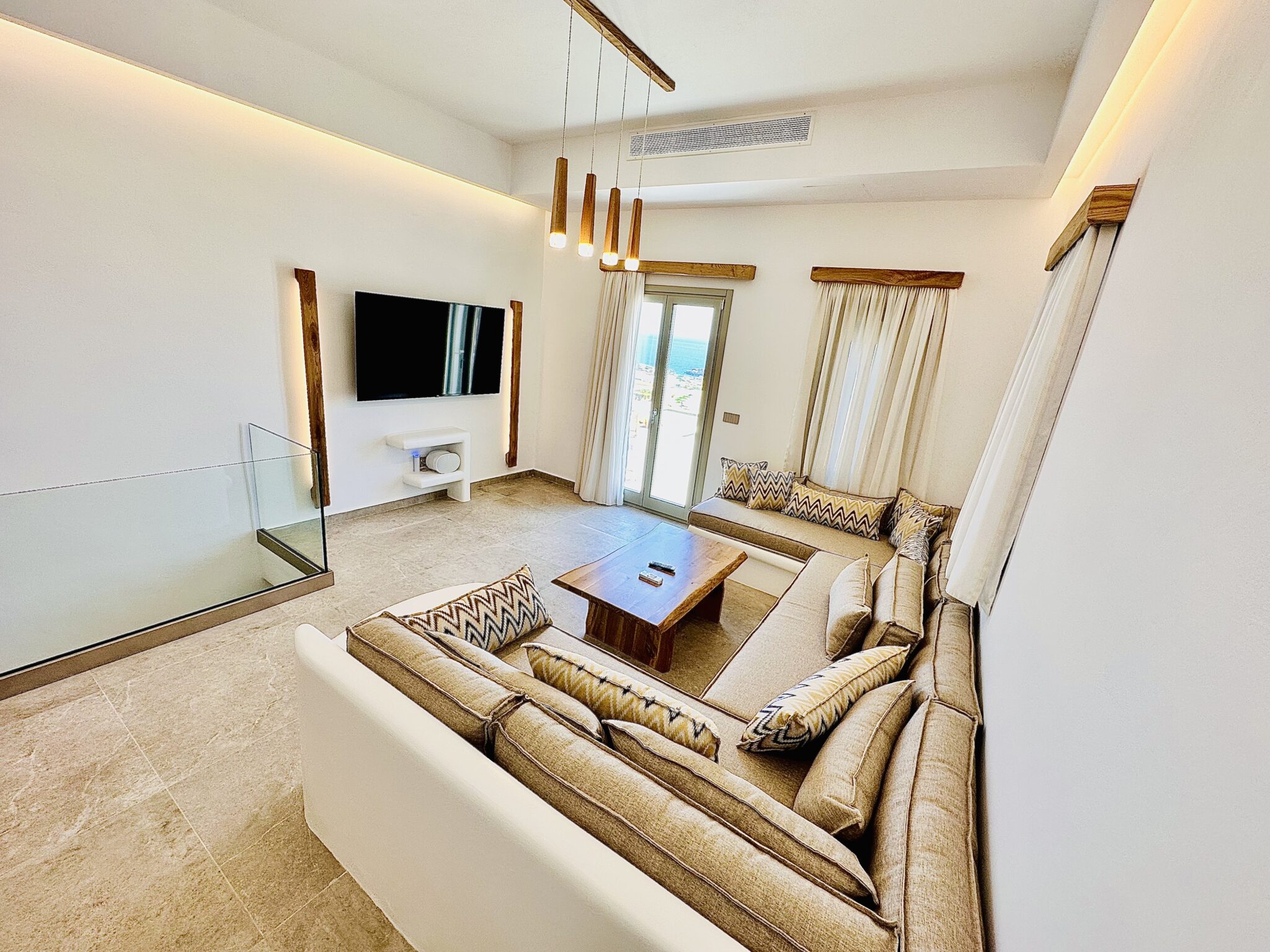 Living room, Villa Antikeri